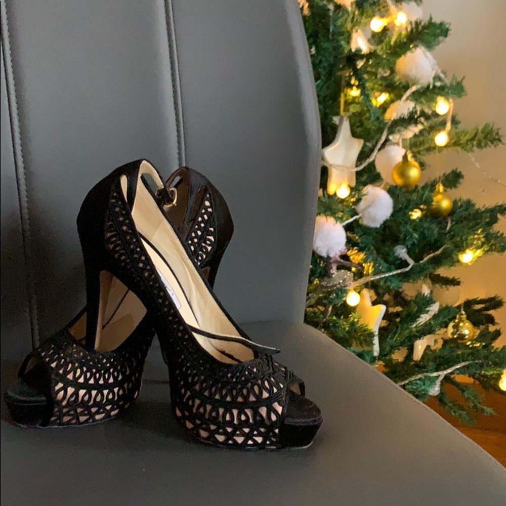 High heel pumps